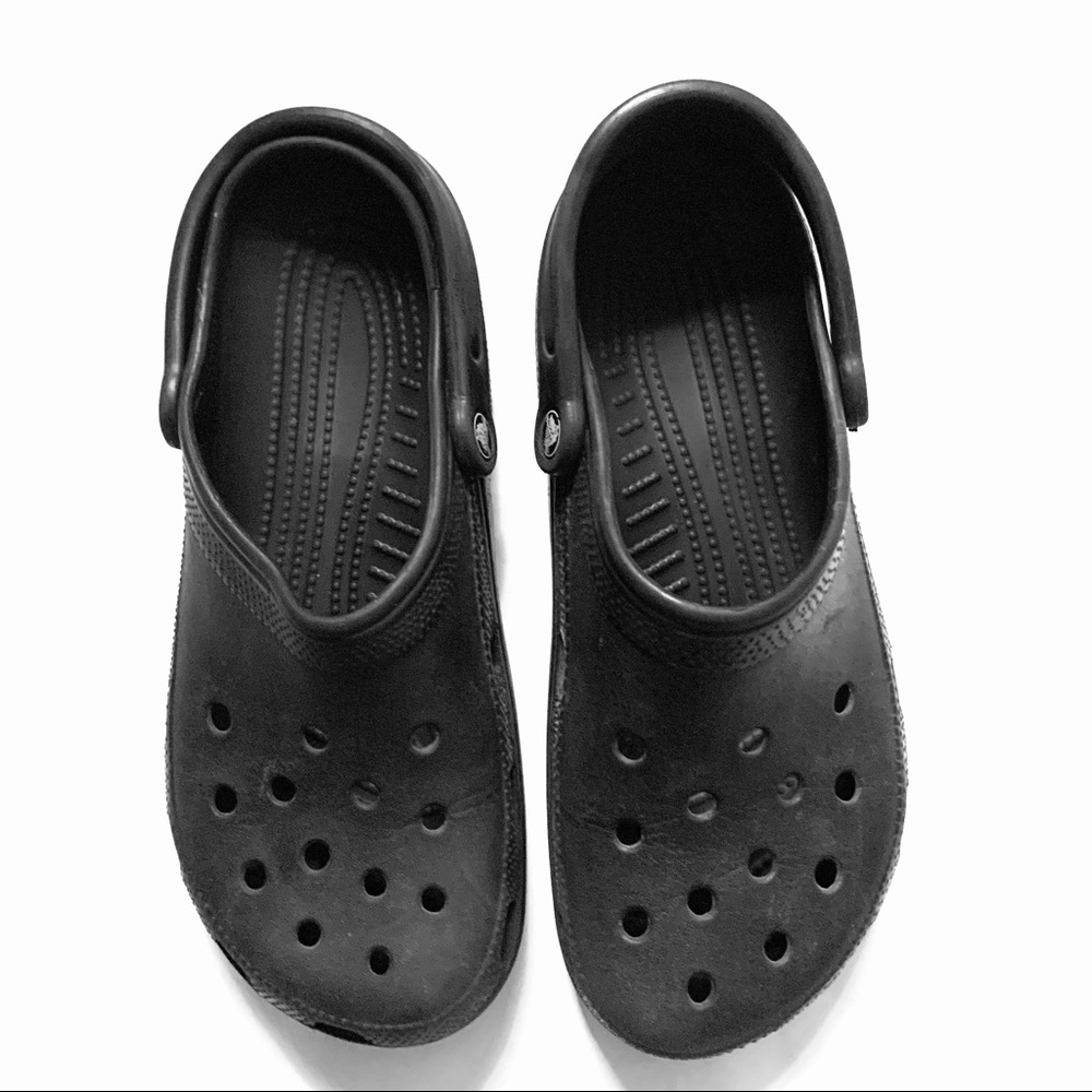 Black Crocs